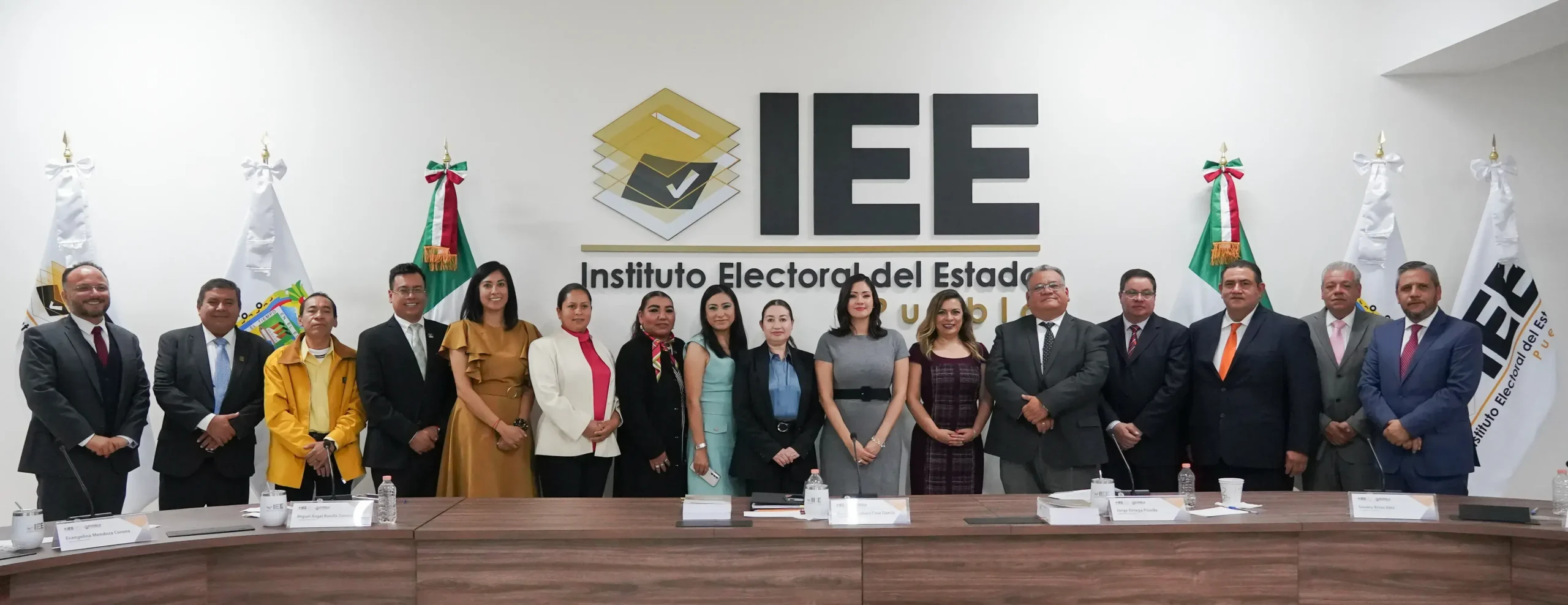 Iee Puebla Valida Coaliciones De Partidos Pol Ticos